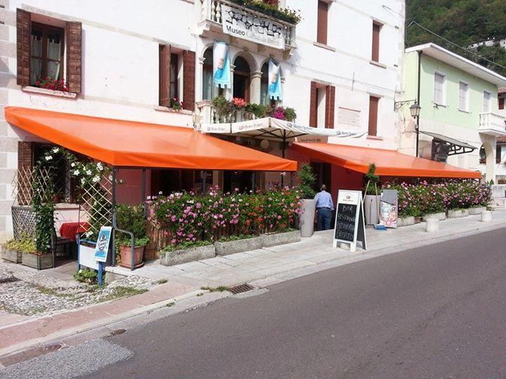 Ristorante Pizzeria Al Mondo Valstagna Extérieur photo