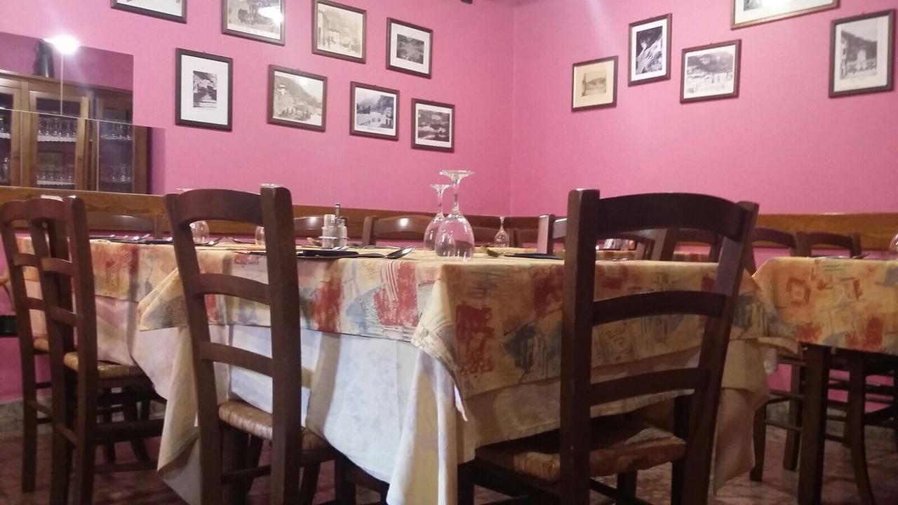Ristorante Pizzeria Al Mondo Valstagna Extérieur photo